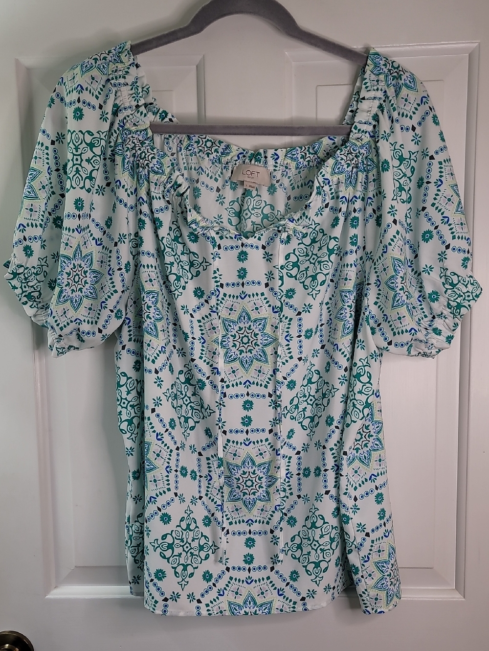 LOFT Outlet Peasant Top